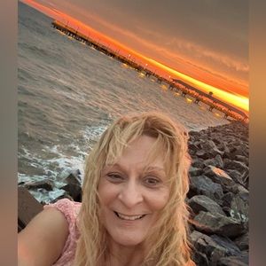 Meet your Posher, Renee